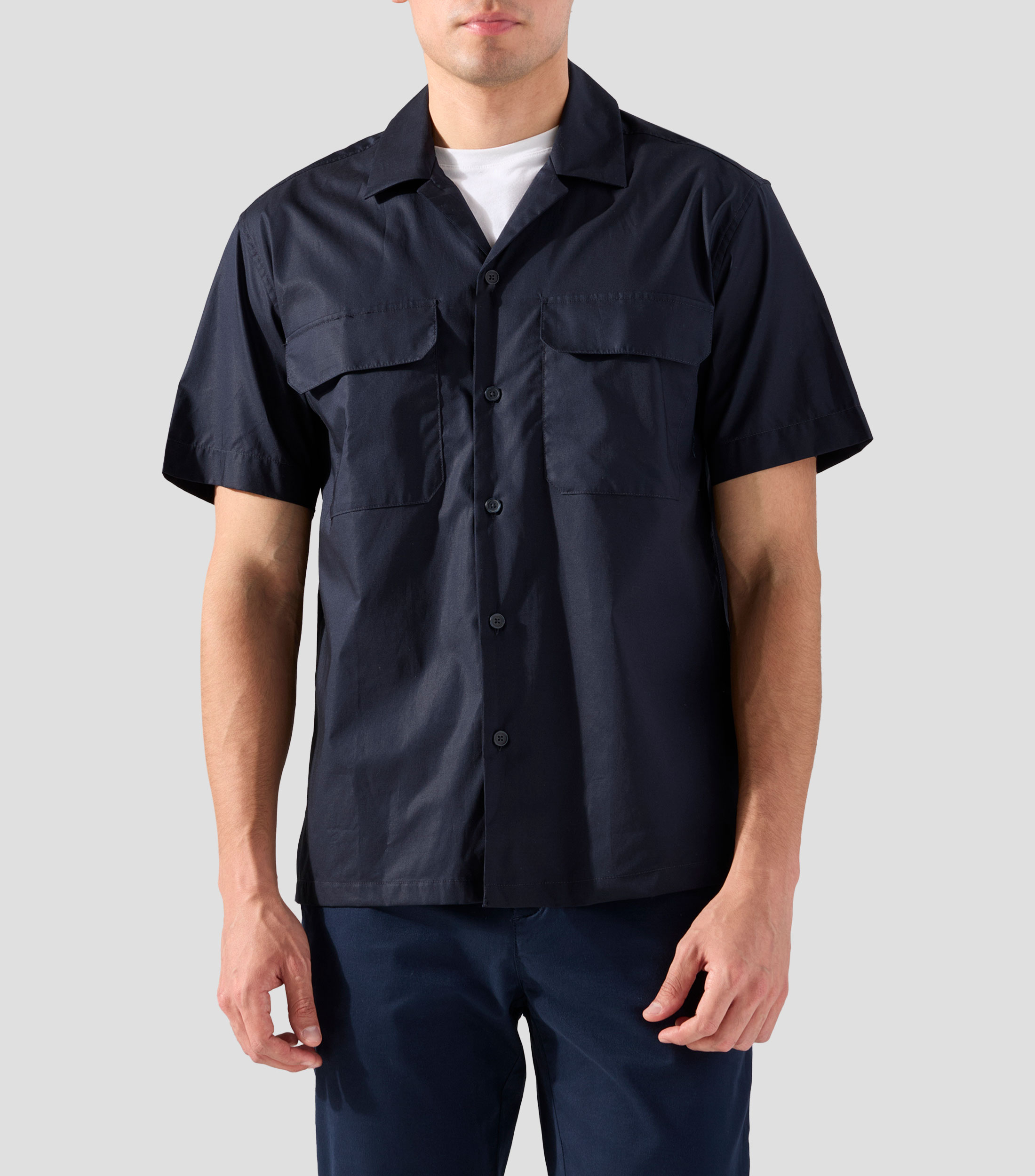 Camisa lisa de manga corta Hombre